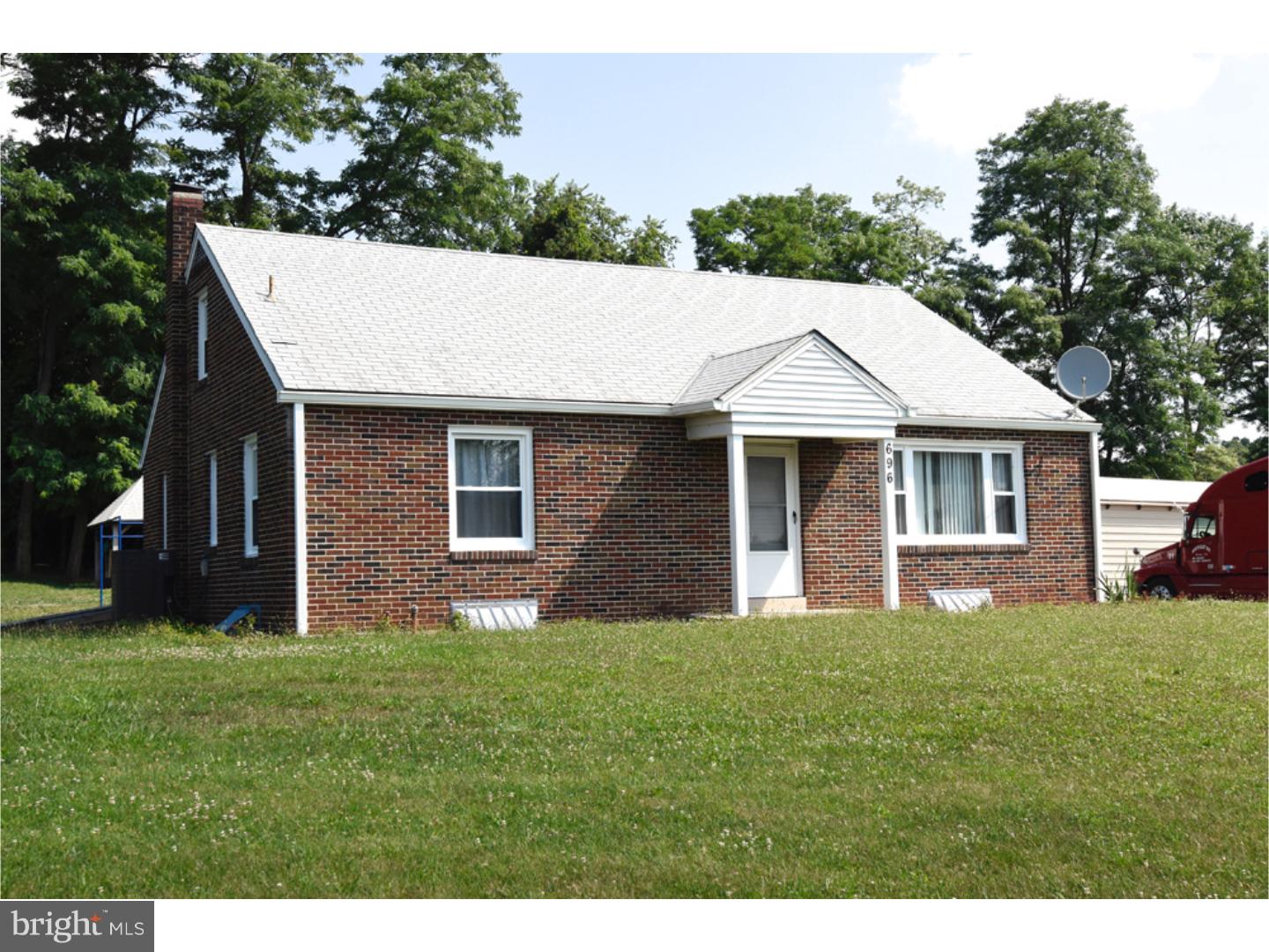 696 Candy Road Mohnton, PA 19540 - Photo 4 of 25