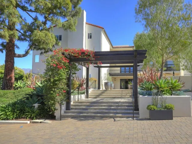 $4,950 | 1042 Fairway Road, Montecito, CA 93108