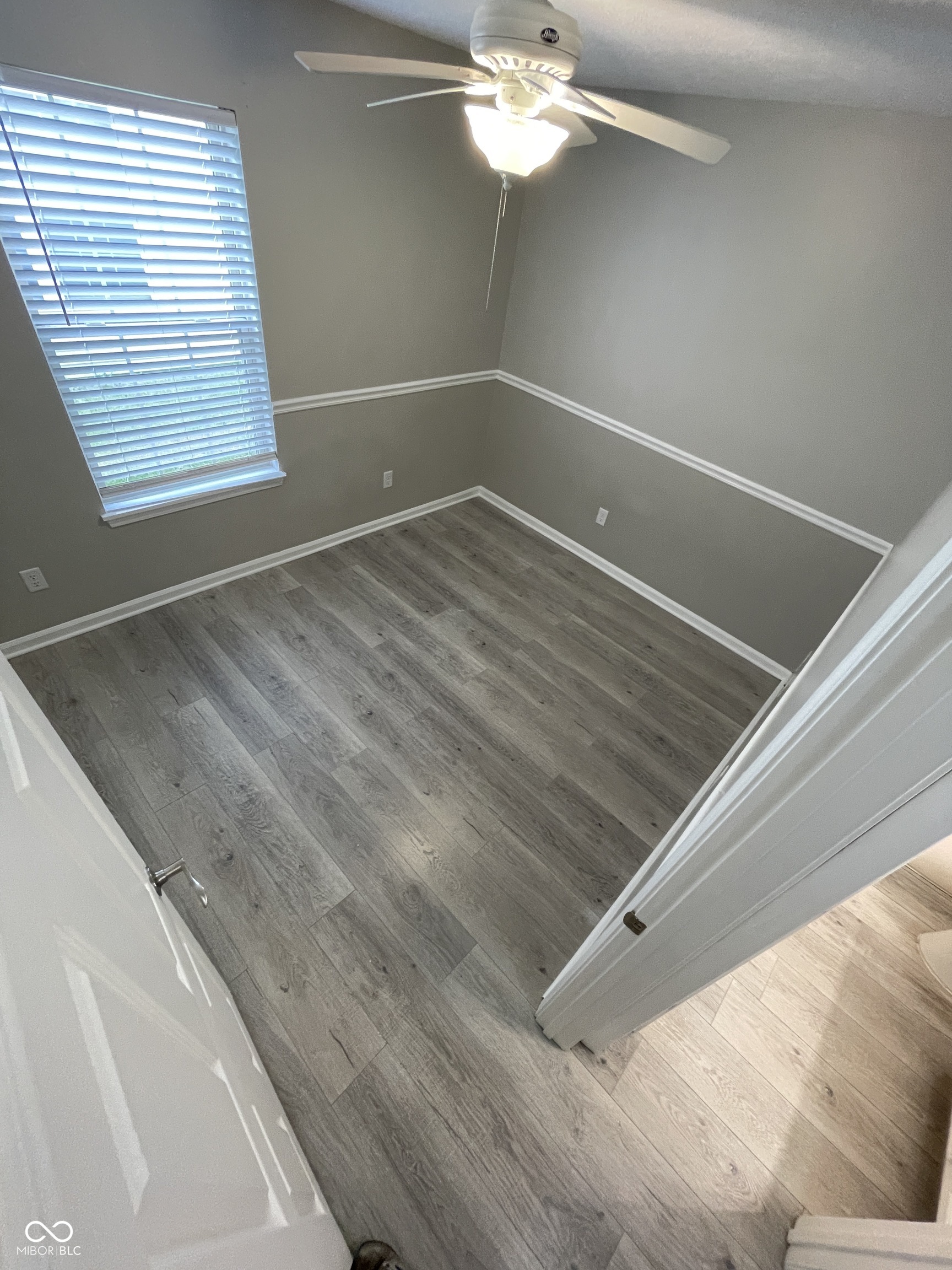 11212 Boston Way Fishers, IN 46038 - Photo 13 of 18