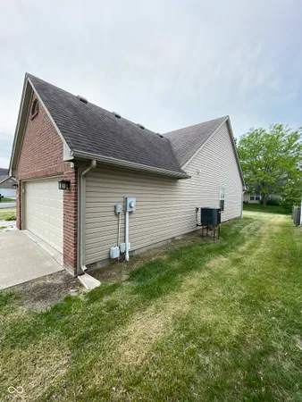 $2,345 | 11212 Boston Way, Fishers, IN 46038