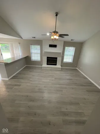 $2,345 | 11212 Boston Way, Fishers, IN 46038