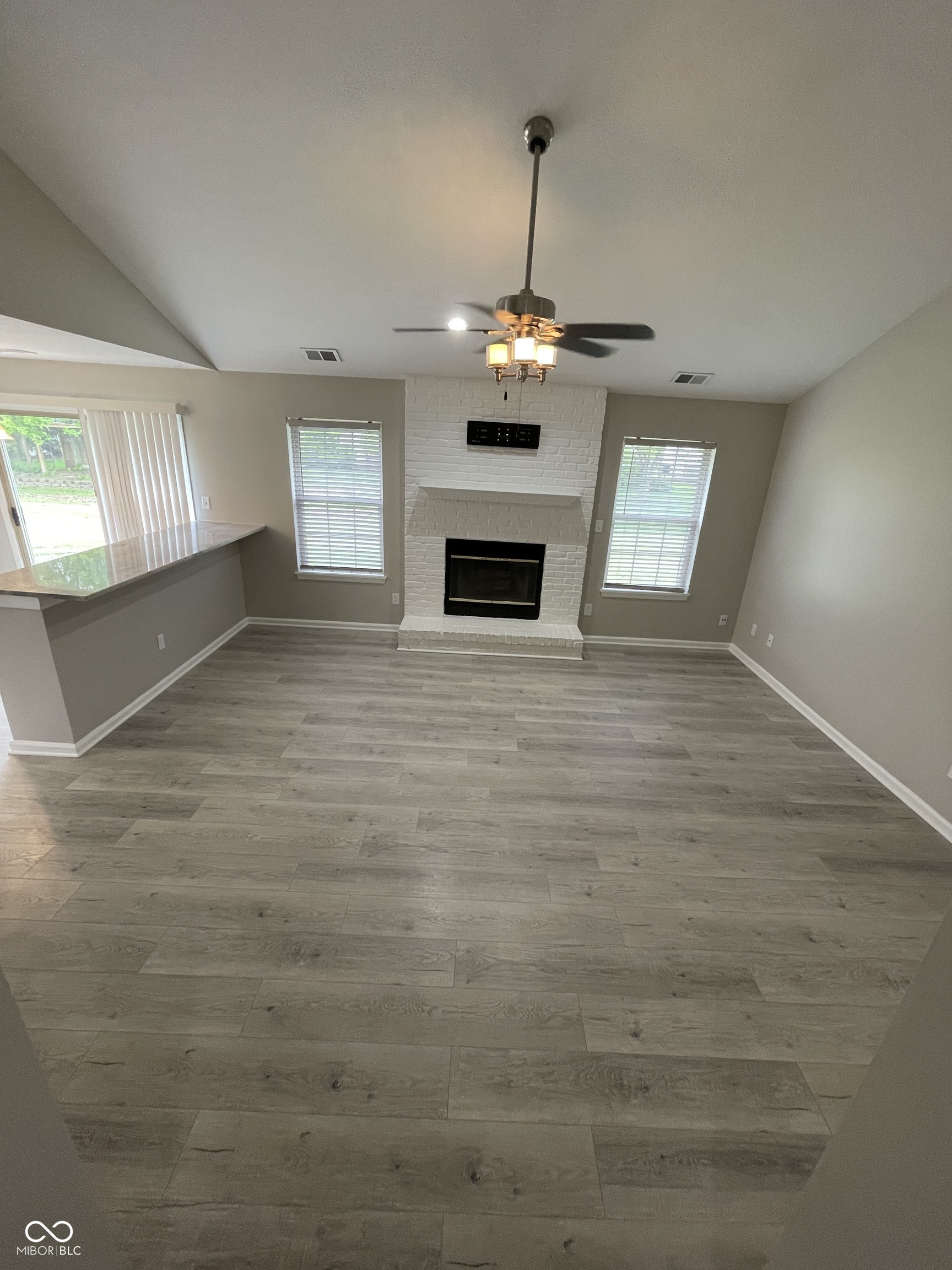 11212 Boston Way Fishers, IN 46038 - Photo 4 of 18