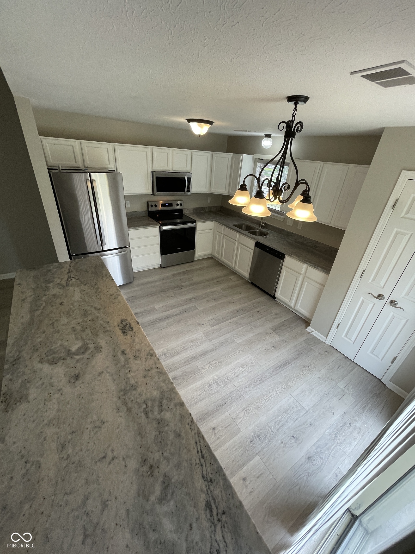 11212 Boston Way Fishers, IN 46038 - Photo 6 of 18