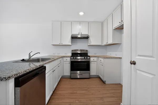 $1,625 | 7215 Plow Run, San Antonio, TX 78252