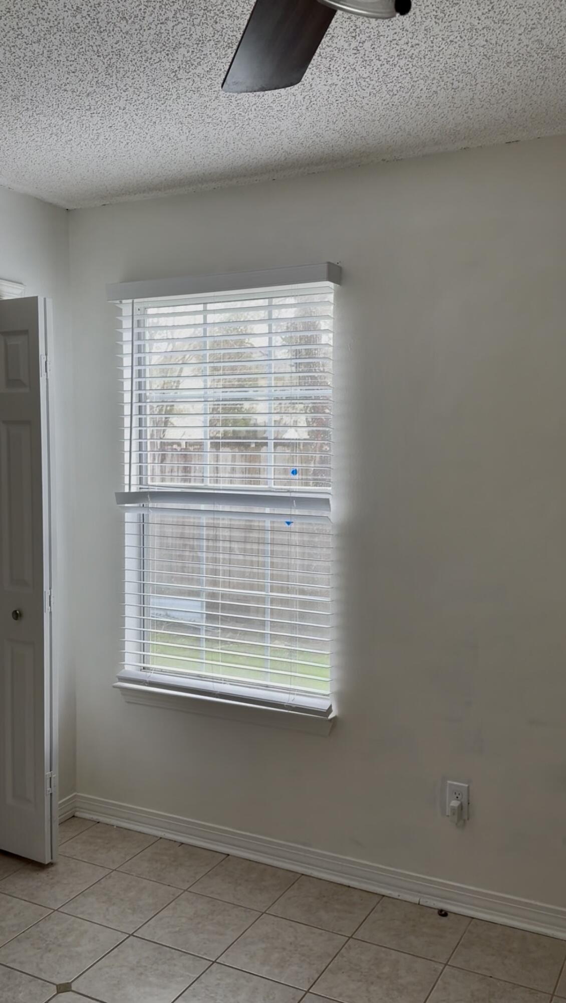 4261 Antioch Road Crestview, FL 32536 - Photo 5 of 9 IMG_9045