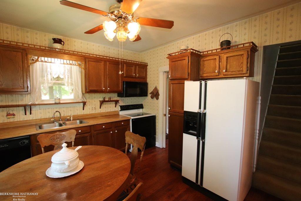 7963 Card Road Goodells, MI 48027 - Photo 6 of 23
