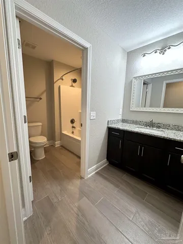 $2,700 | 3050 Palm Street, Gulf Breeze, FL 32563