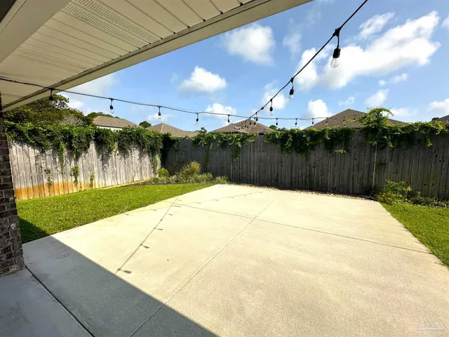 $2,700 | 3050 Palm Street, Gulf Breeze, FL 32563