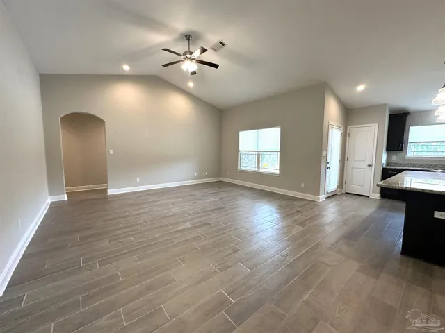 $2,700 | 3050 Palm Street, Gulf Breeze, FL 32563