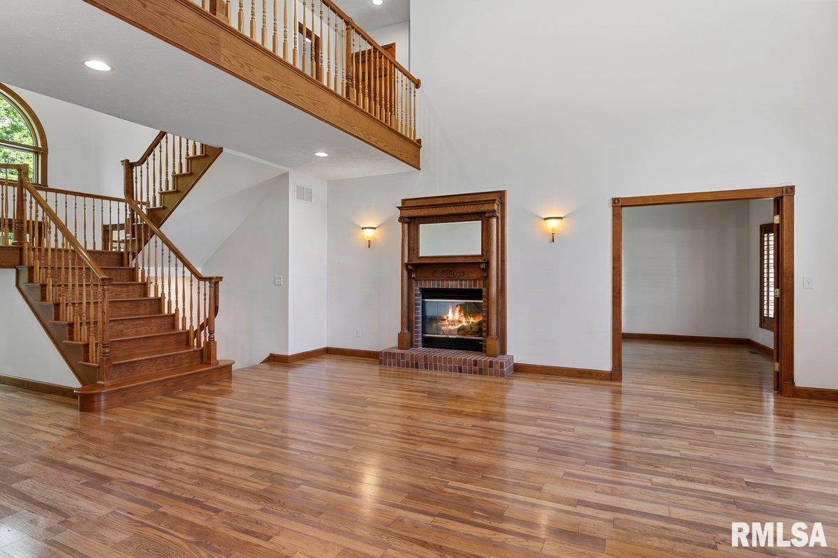 47 Woodland Trail Rochester, IL 62563 - Photo 7 of 96