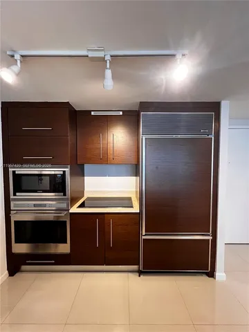 a close up view of washer and dryer