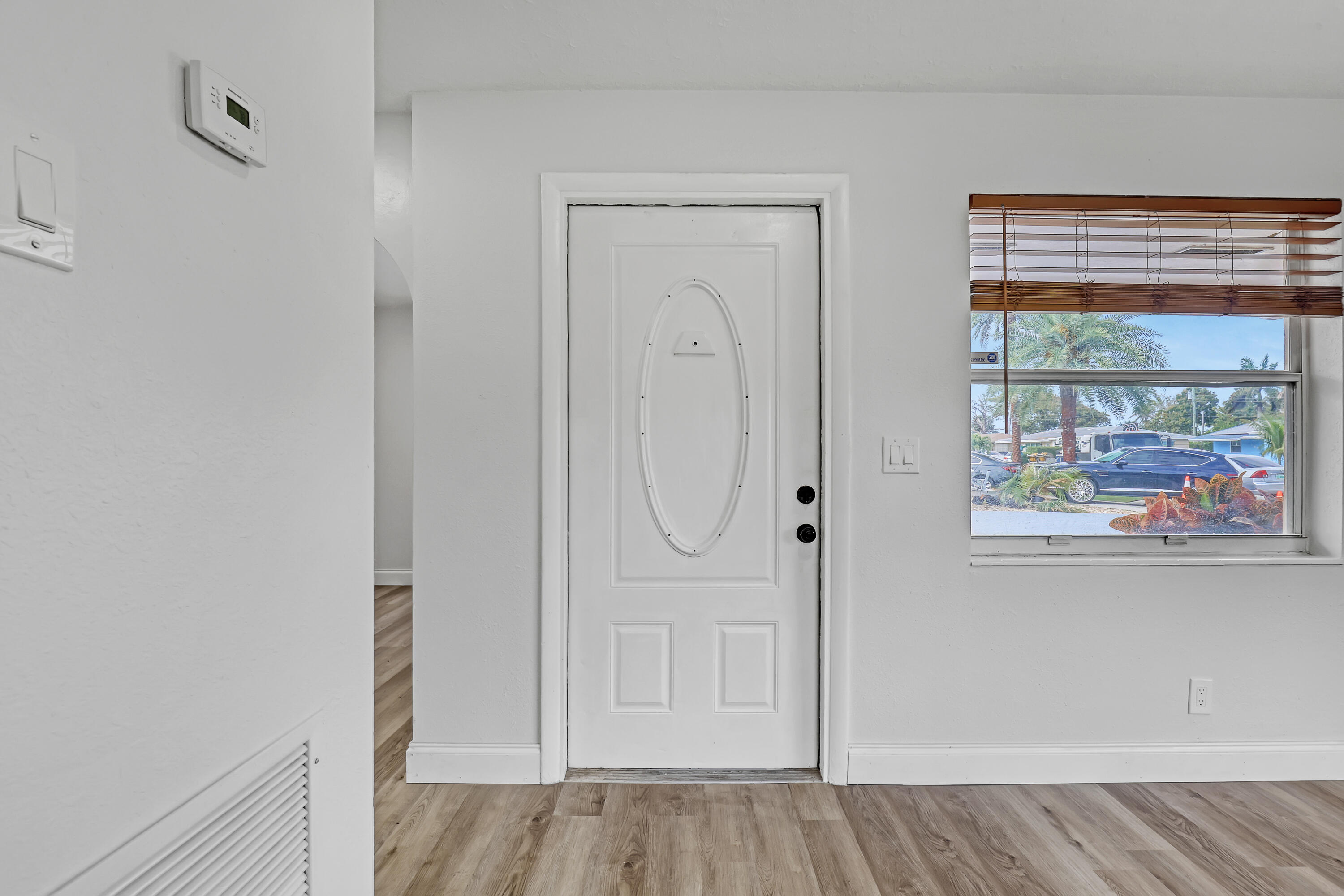 371 West 33rd Street Riviera Beach, FL 33404 - Photo 6 of 34 371 W 33rd (6)