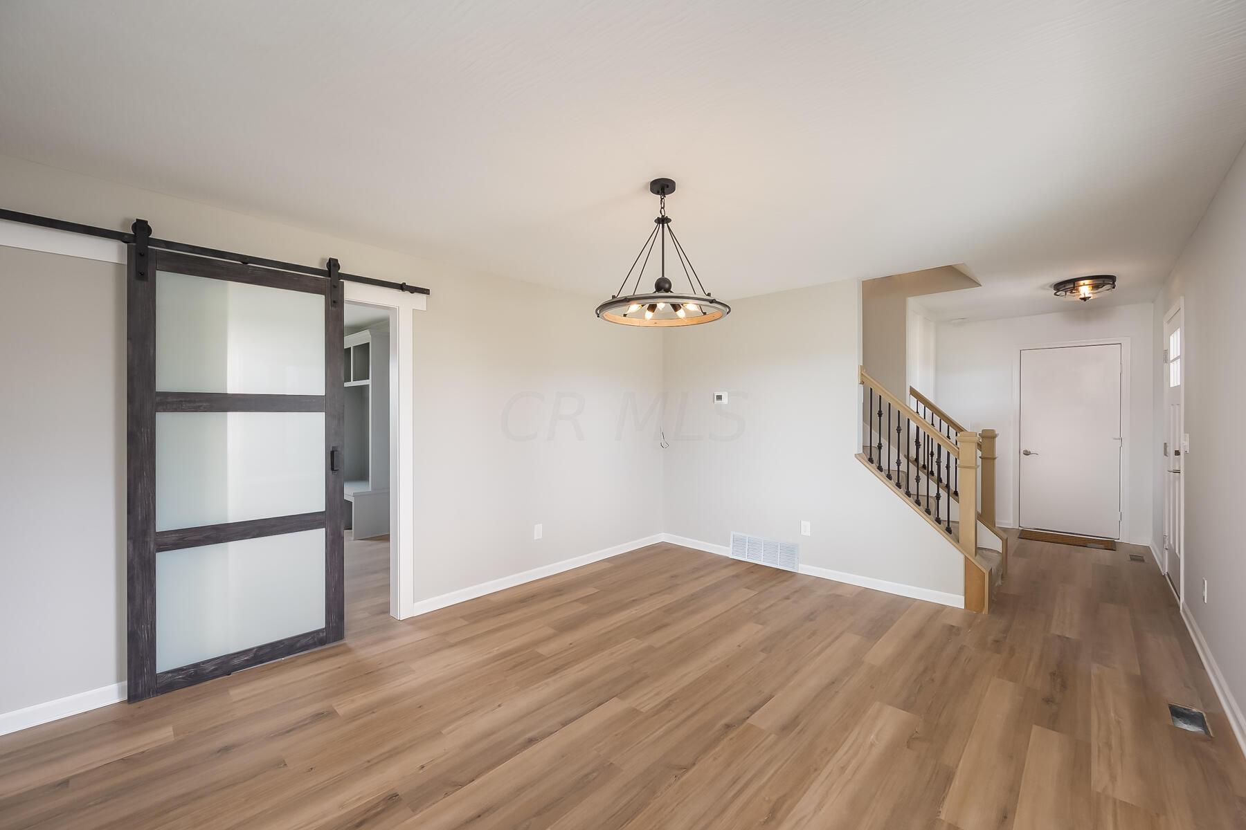 6001 Moore Road Delaware, OH 43015 - Photo 6 of 39 Dining Room