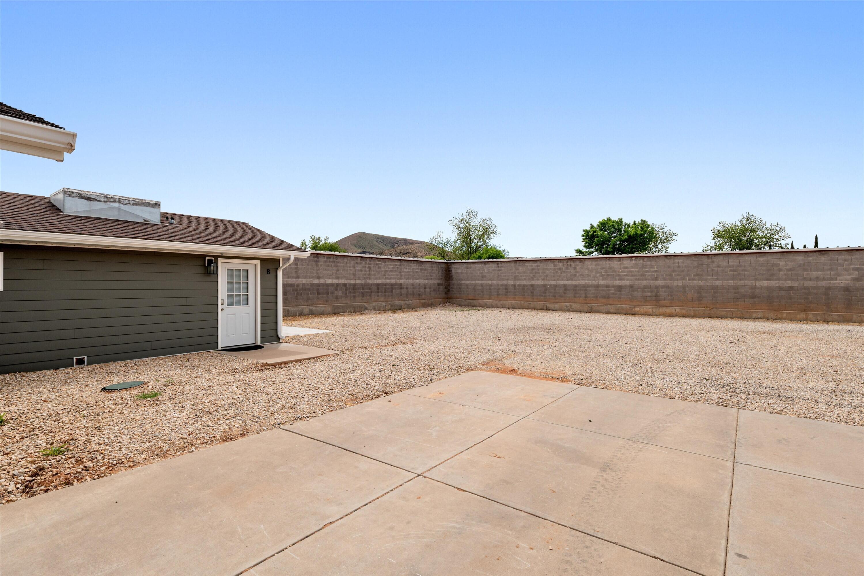1649 West State Street Hurricane, UT 84737 - Photo 66 of 94 69 Parking SW Corner