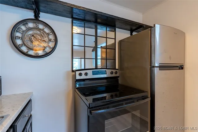 $199,000 | 53 H And A Lane, Roach, MO 65787