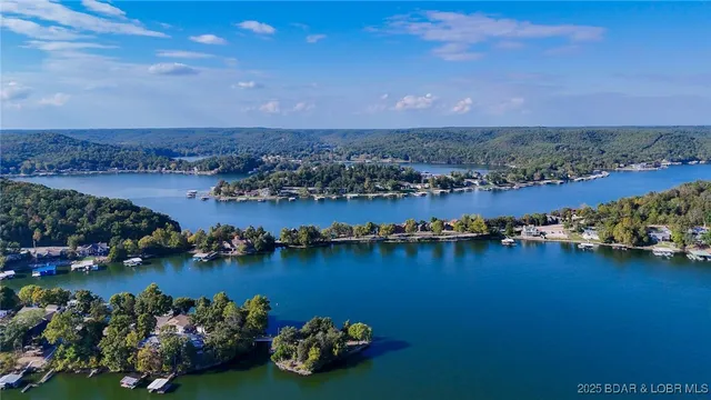 $199,000 | 53 H And A Lane, Roach, MO 65787