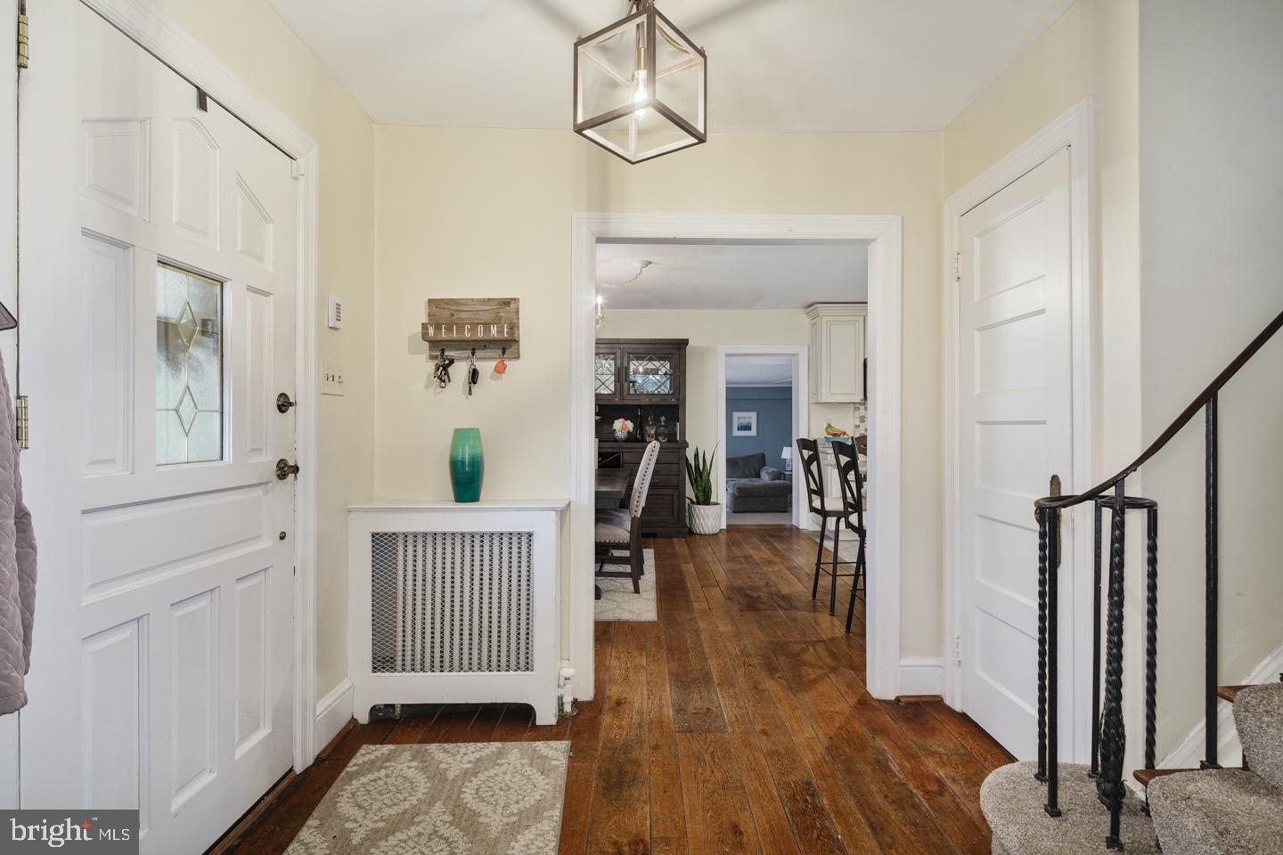 8322 Cedar Road Elkins Park, PA 19027 - Photo 3 of 25