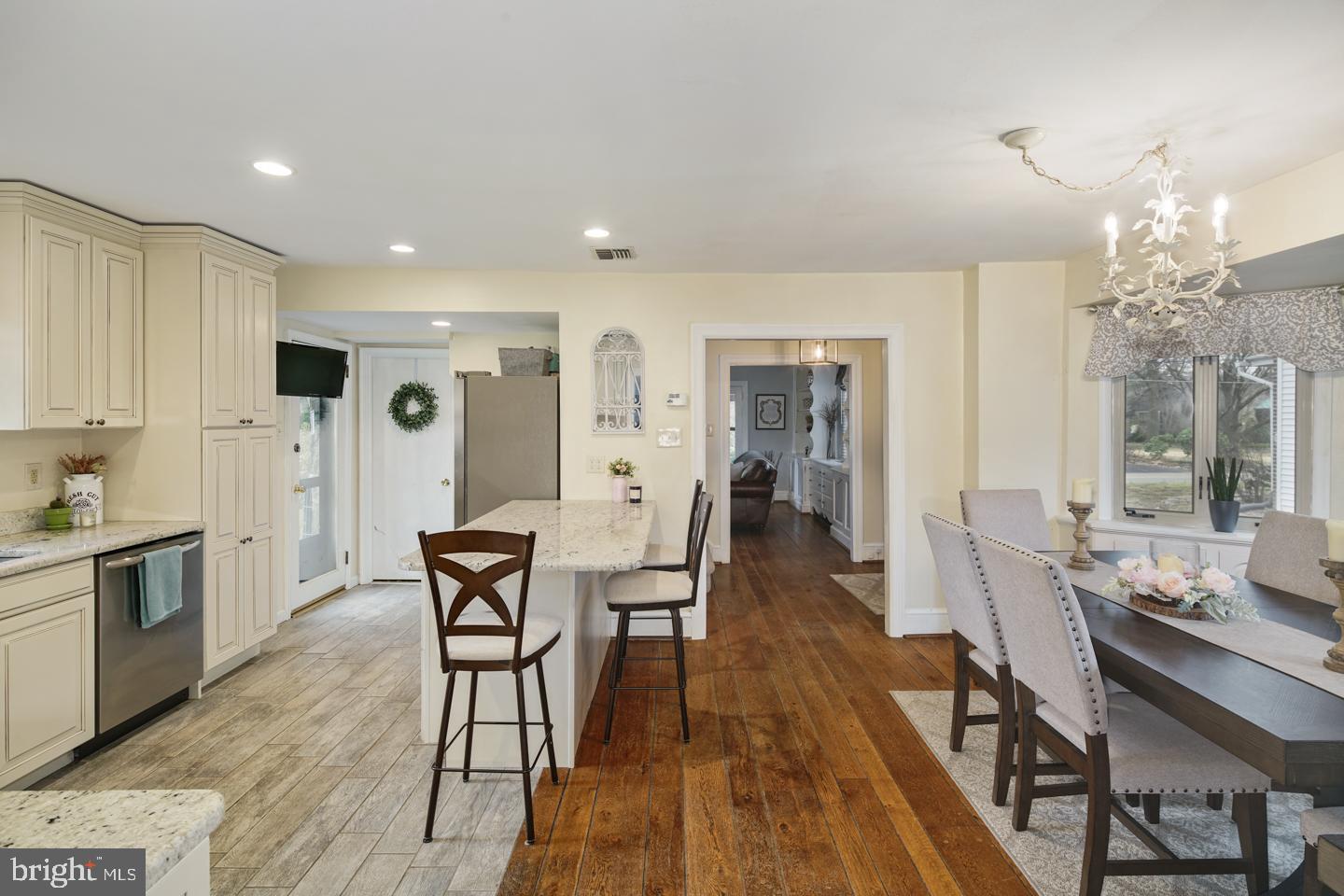 8322 Cedar Road Elkins Park, PA 19027 - Photo 4 of 25