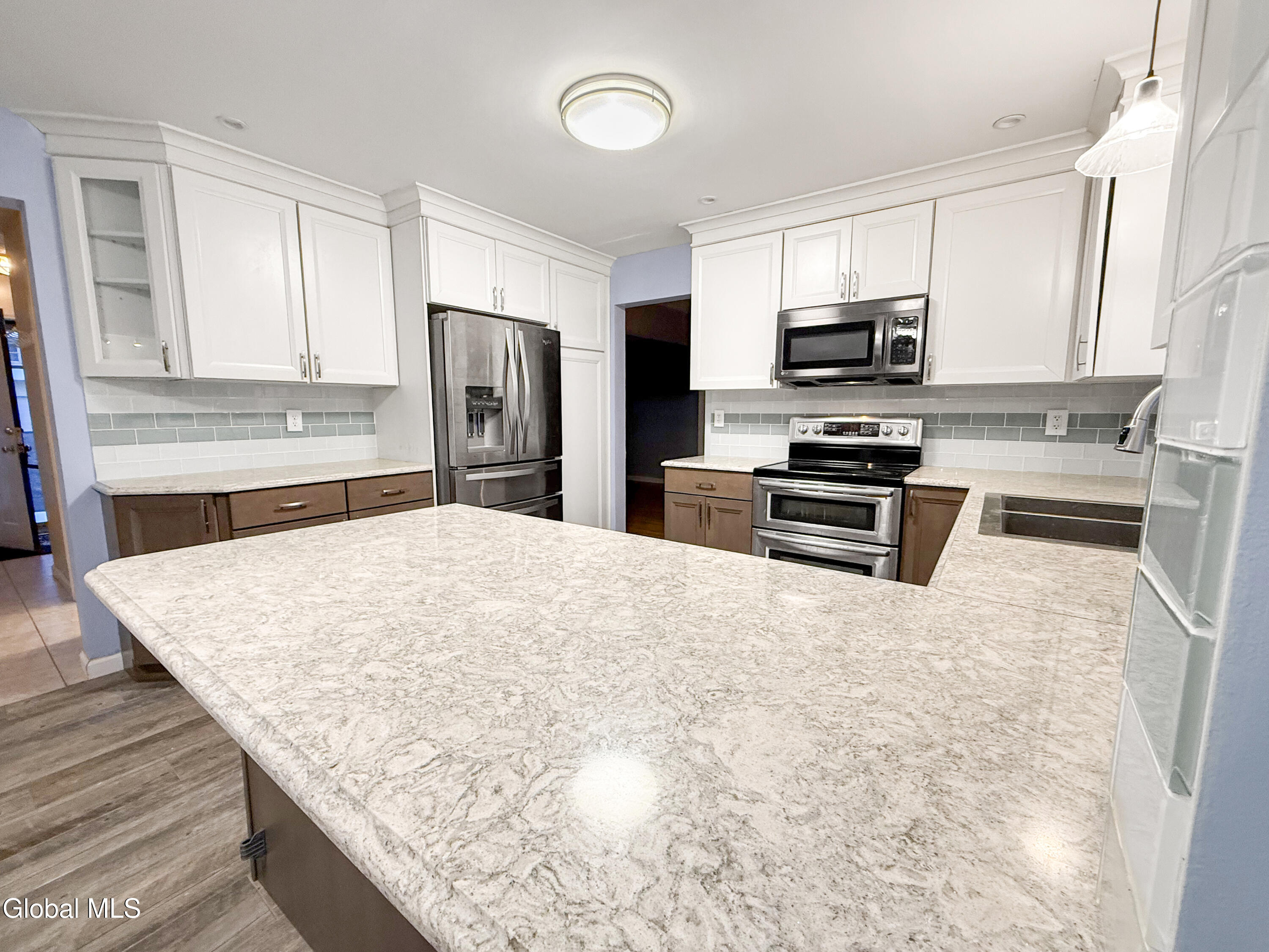 35 Mallard Road Bethlehem, NY 12077 - Photo 11 of 41 IMG_9357