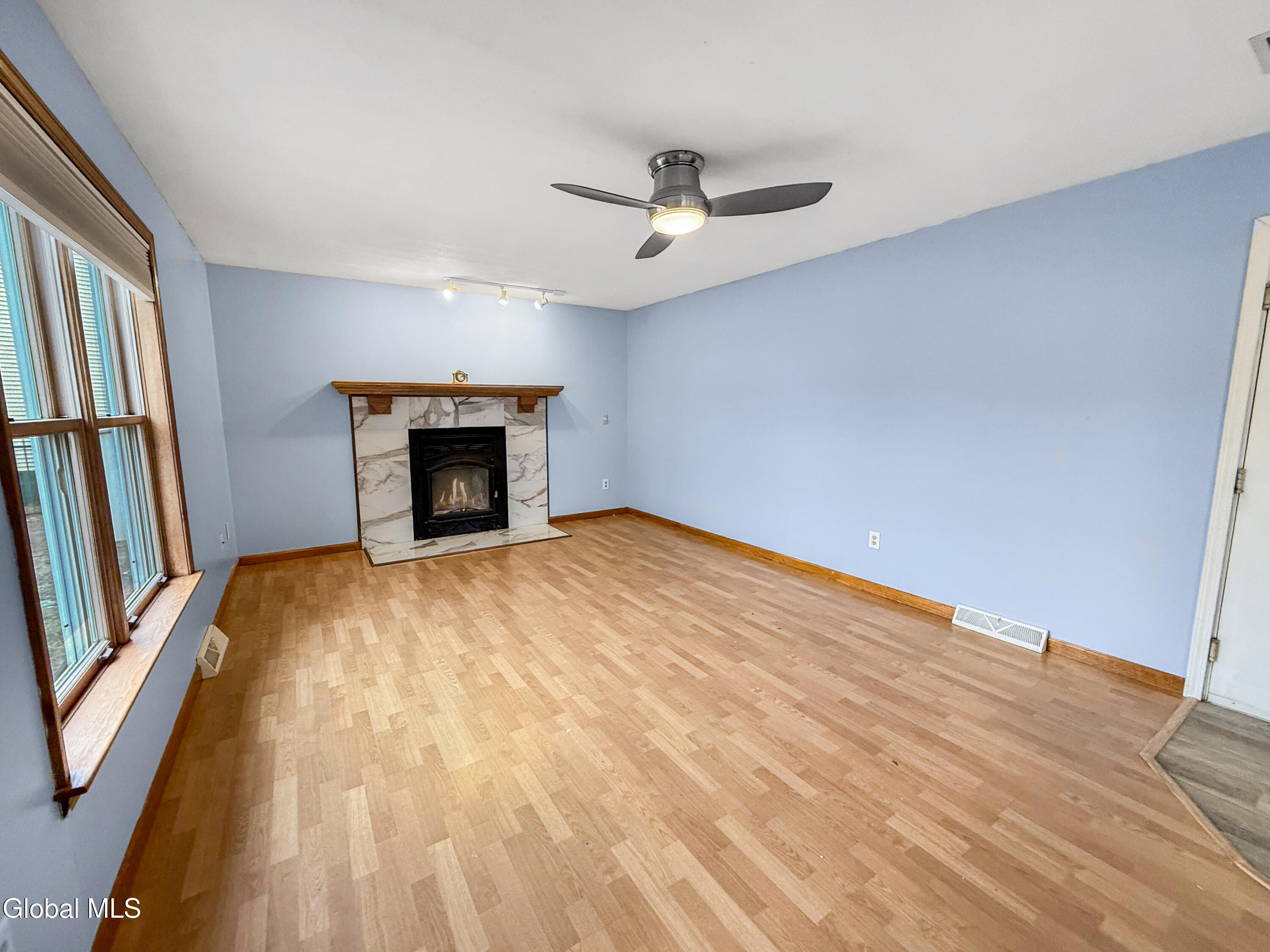 35 Mallard Road Bethlehem, NY 12077 - Photo 16 of 41 IMG_9489