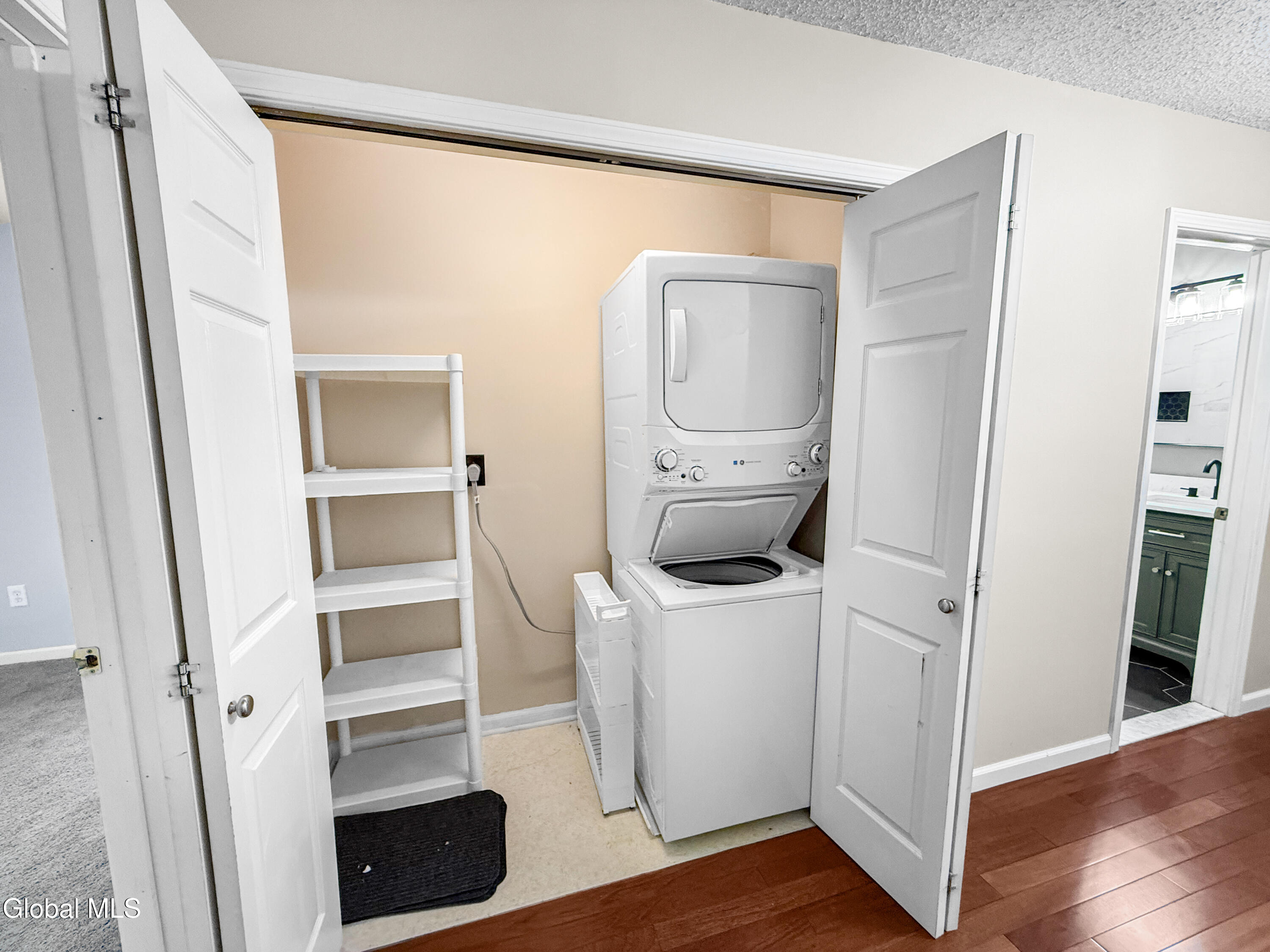 35 Mallard Road Bethlehem, NY 12077 - Photo 29 of 41 IMG_9513