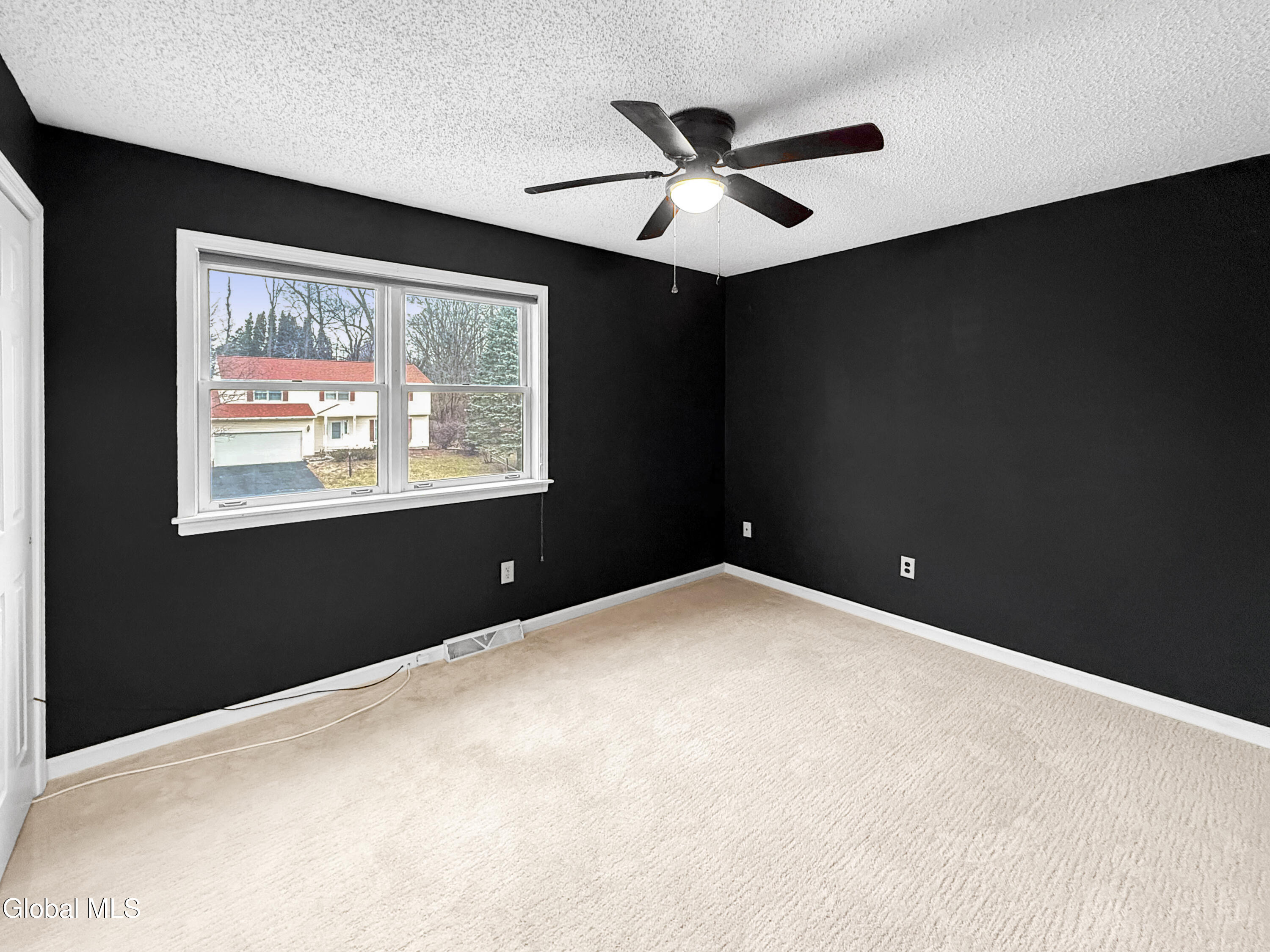 35 Mallard Road Bethlehem, NY 12077 - Photo 33 of 41 IMG_9508