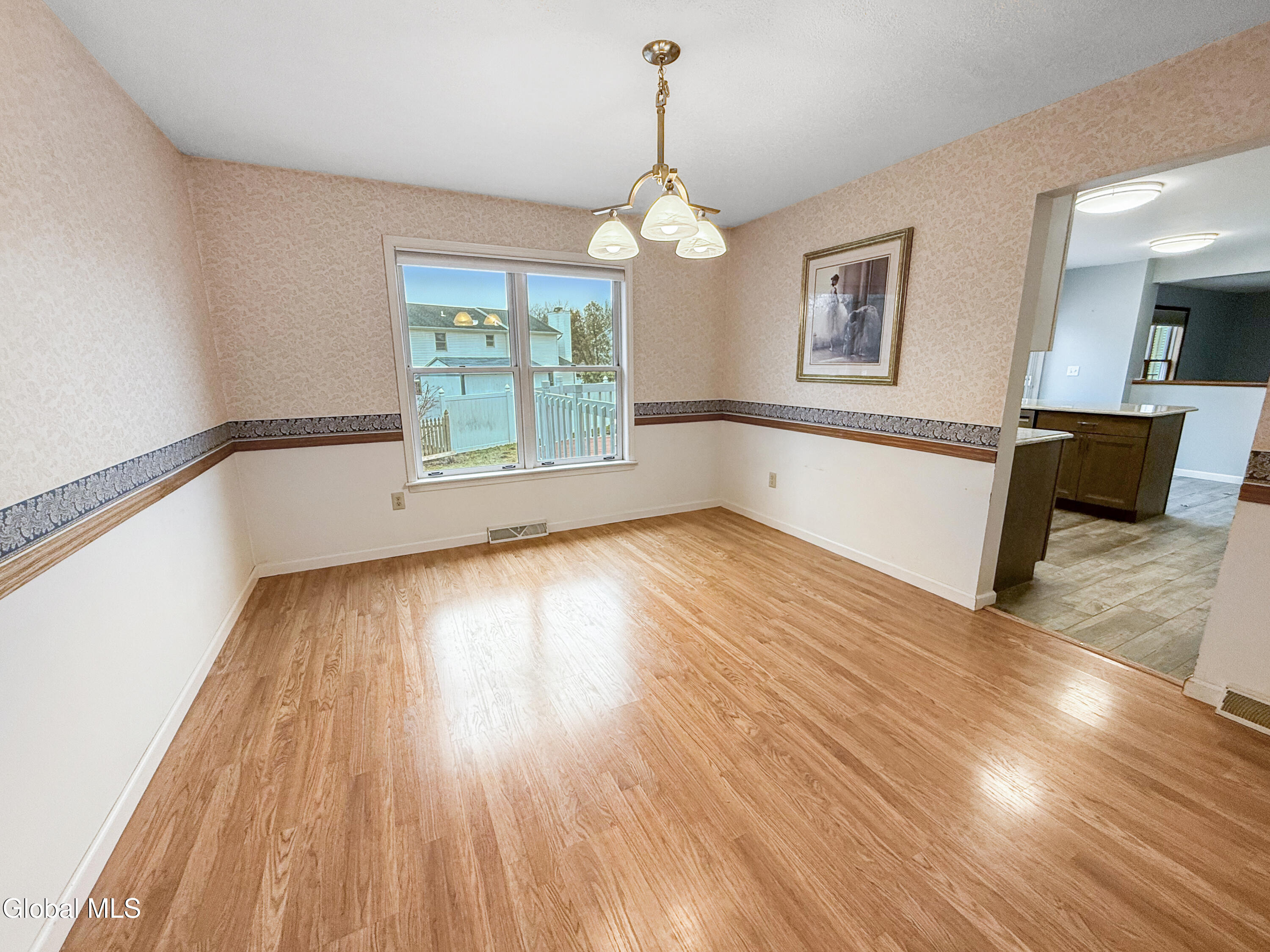 35 Mallard Road Bethlehem, NY 12077 - Photo 9 of 41 IMG_9482