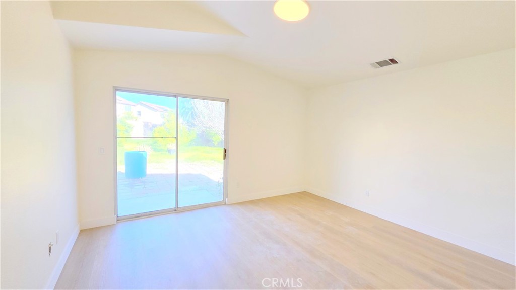 1100 Cloverdale Street Riverside, CA 92501 - Photo 15 of 28