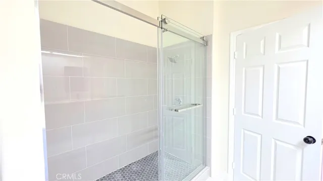 $3,195 | 1100 Cloverdale Street, Riverside, CA 92501