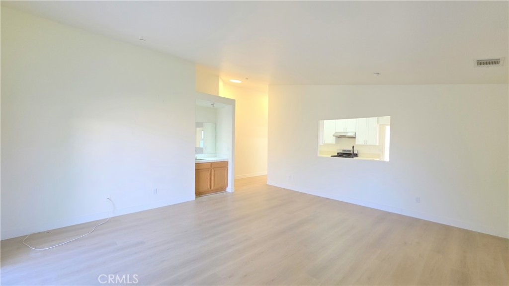 1100 Cloverdale Street Riverside, CA 92501 - Photo 5 of 28