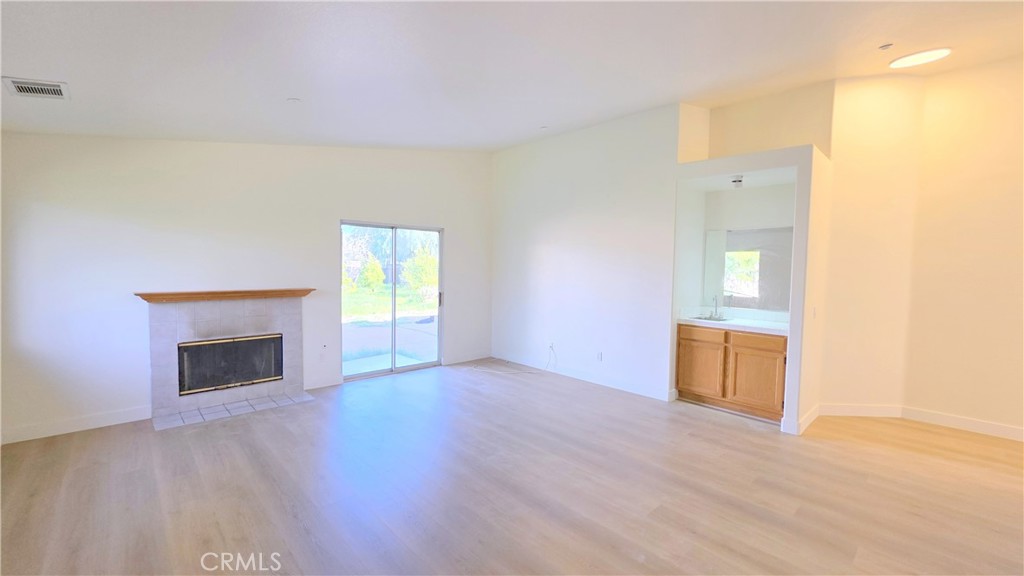 1100 Cloverdale Street Riverside, CA 92501 - Photo 6 of 28