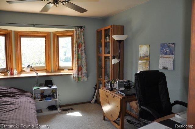 1090 Springwood Lane Rochester, MI 48309 - Photo 17 of 25 Bedroom 1