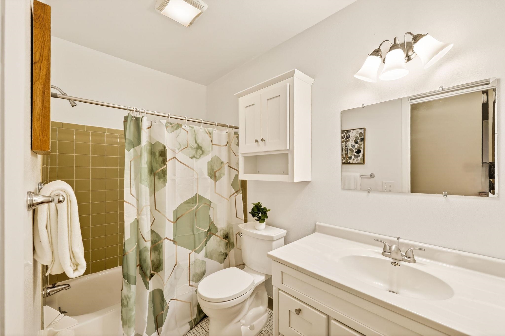 5542 Century, Unit 4 Middleton, WI 53562 - Photo 17 of 48