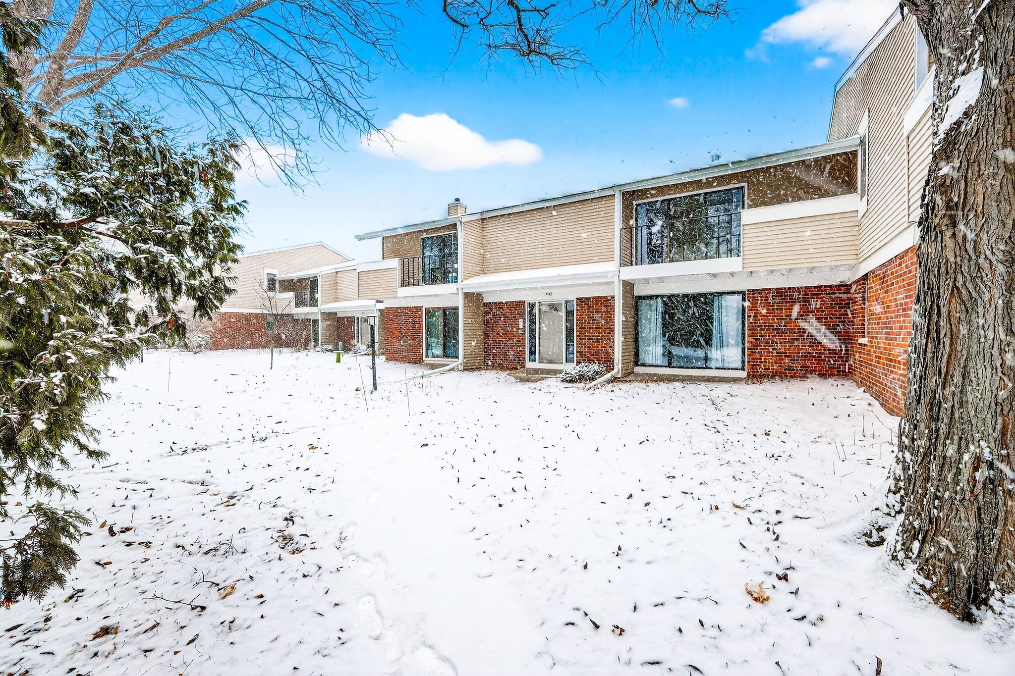 5542 Century, Unit 4 Middleton, WI 53562 - Photo 26 of 48