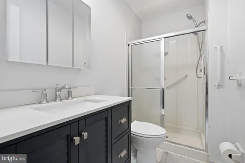 $325,000 | 107 Old Forge Crossing, Unit 107, Devon, PA 19333