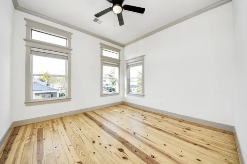 $899,999 | 1202 Archer Street, Houston, TX 77009