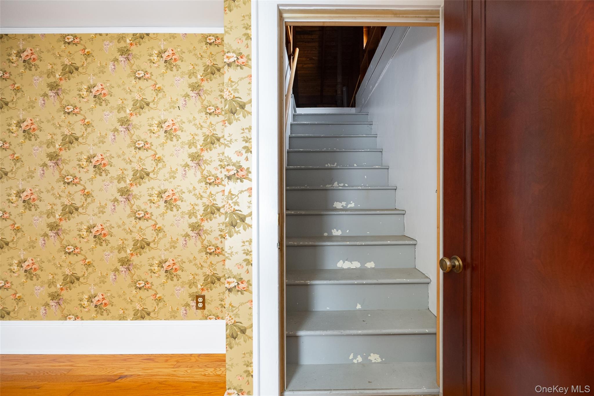 6 Rosalind Road Poughkeepsie, NY 12601 - Photo 20 of 30 a view of a entryway