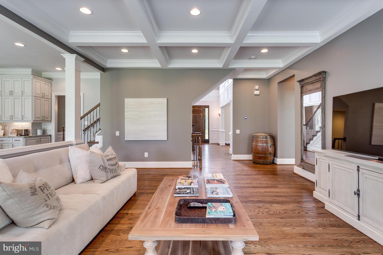 10201 Browns Mill Road Vienna, VA 22182 - Photo 4 of 30 Family Room