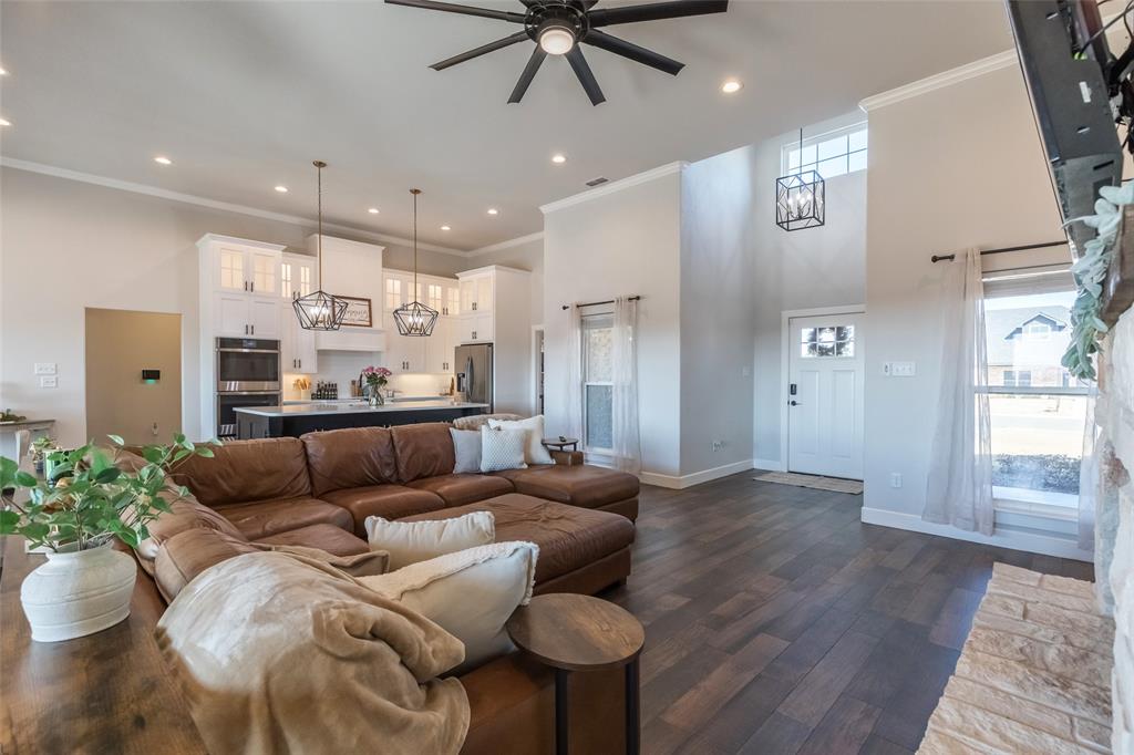 107 Kleingrass Road Abilene, TX 79606 - Photo 5 of 38