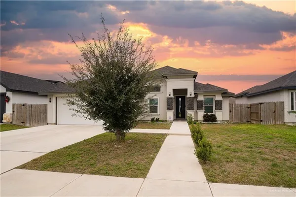 $2,400 | 404 Royal Drive, San Juan, TX 78589