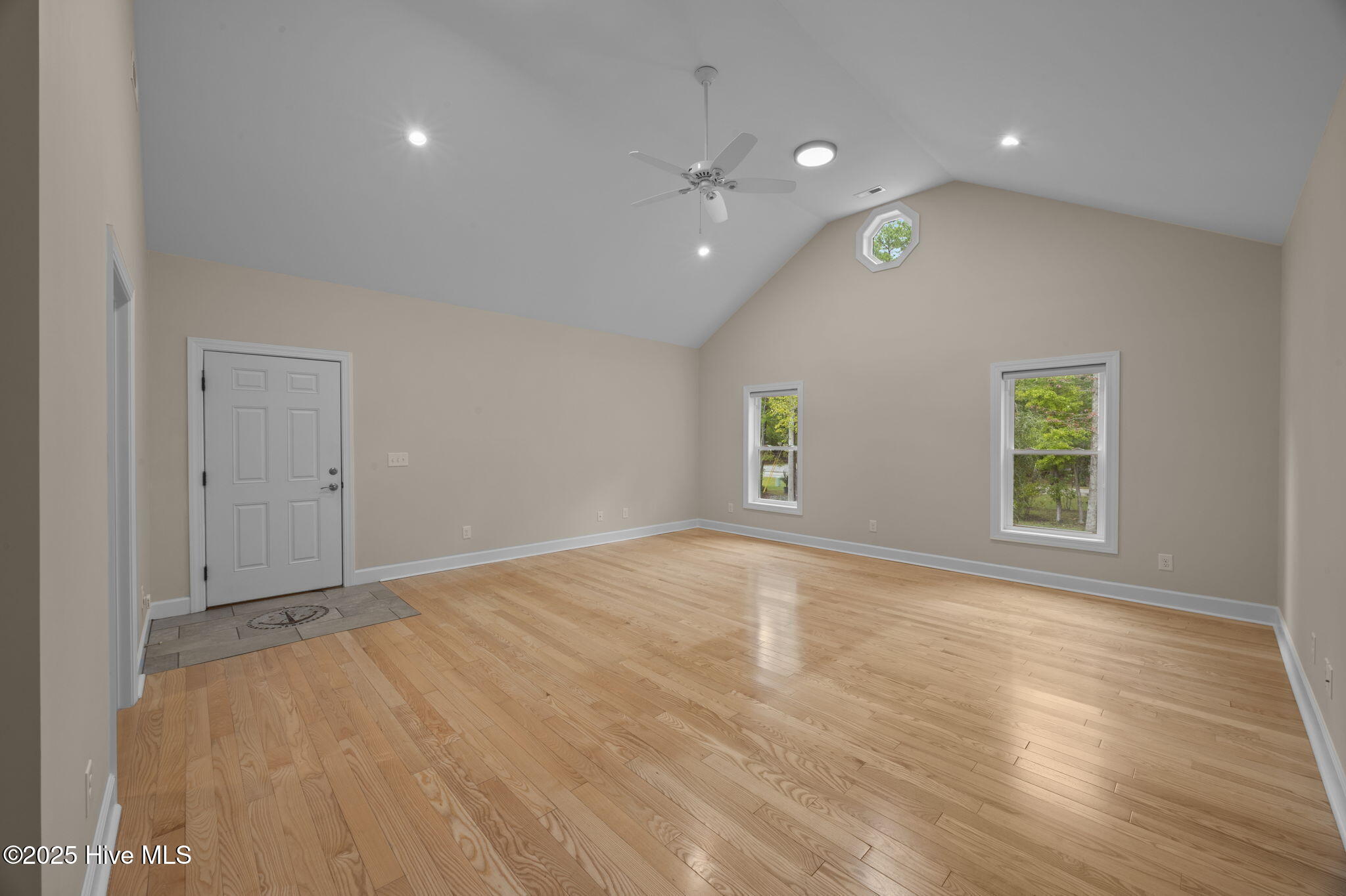 402 Whittaker Point Road Oriental, NC 28571 - Photo 13 of 61 Exquisite Family Room
