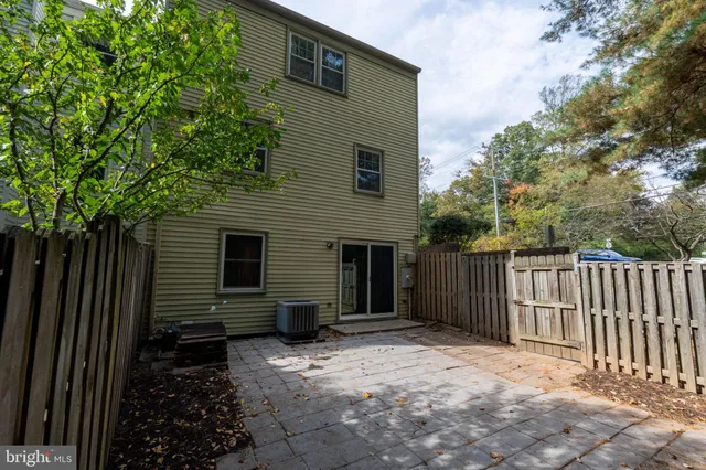 $664,900 | 2901 Everleigh Way, Fairfax, VA 22031