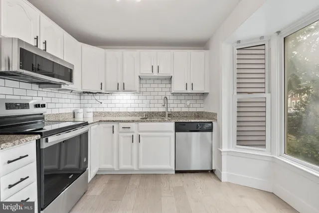 $664,900 | 2901 Everleigh Way, Fairfax, VA 22031