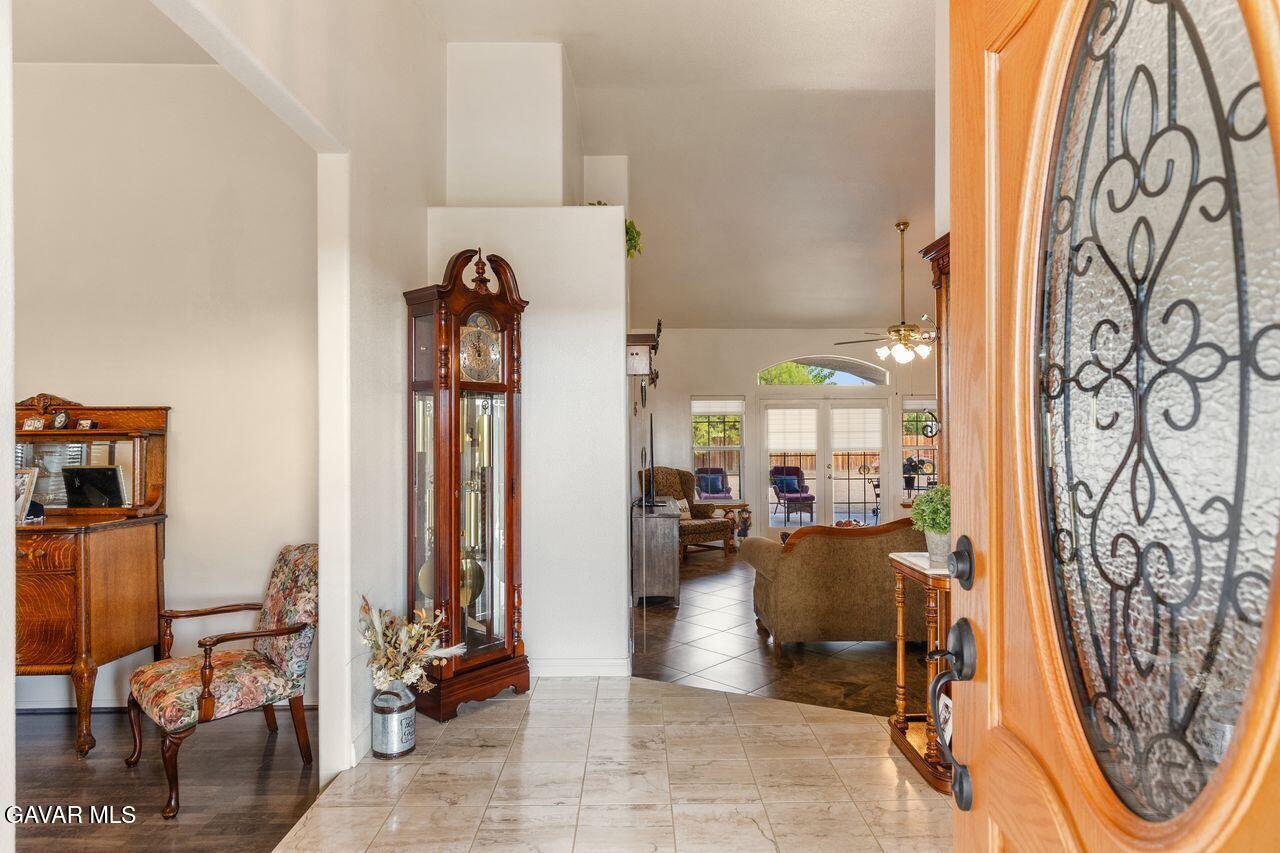 9629 Mendiburu Road California City, CA 93505 - Photo 16 of 40 ZhM6ct-A