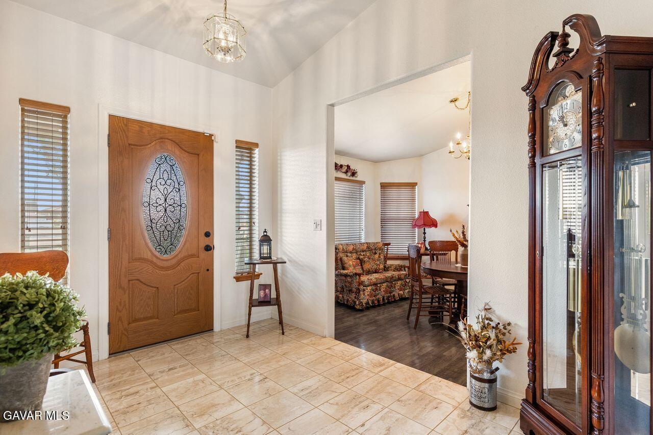 9629 Mendiburu Road California City, CA 93505 - Photo 17 of 40 z9HZ-3Dg