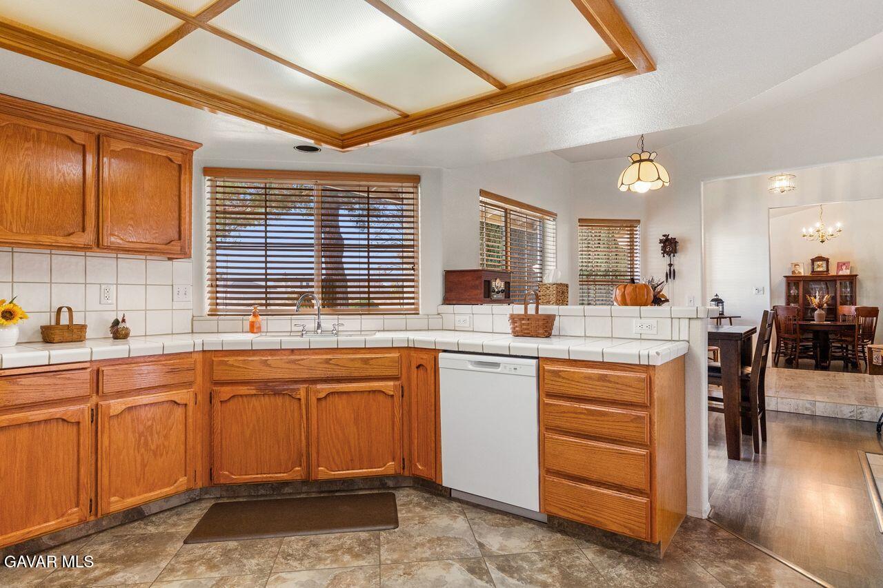 9629 Mendiburu Road California City, CA 93505 - Photo 19 of 40 j8Pgqqb9