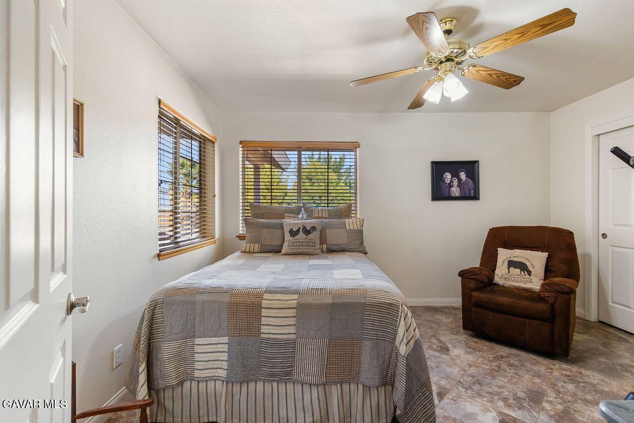 9629 Mendiburu Road California City, CA 93505 - Photo 2 of 40 50vdTEMg