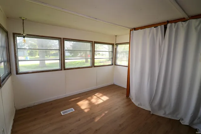 $54,900 | 1008 West Elm Street, Hartford City, IN 47348