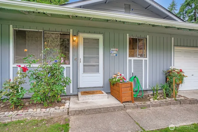 $389,500 | 5806 East Swan Creek Drive, Tacoma, WA 98404