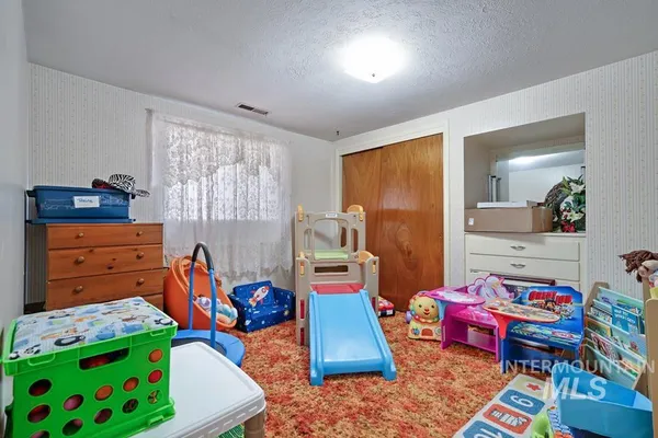 $320,000 | 489 Northwest 4th Avenue, Ontario, OR 97914